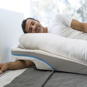 Medcline shoulder relief pillow system